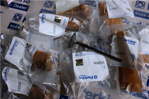 柴油機(jī)1206E配件銷(xiāo)售中心油底殼墊、T414441壓縮機(jī)、氣門(mén)、搖臂軸(1200)